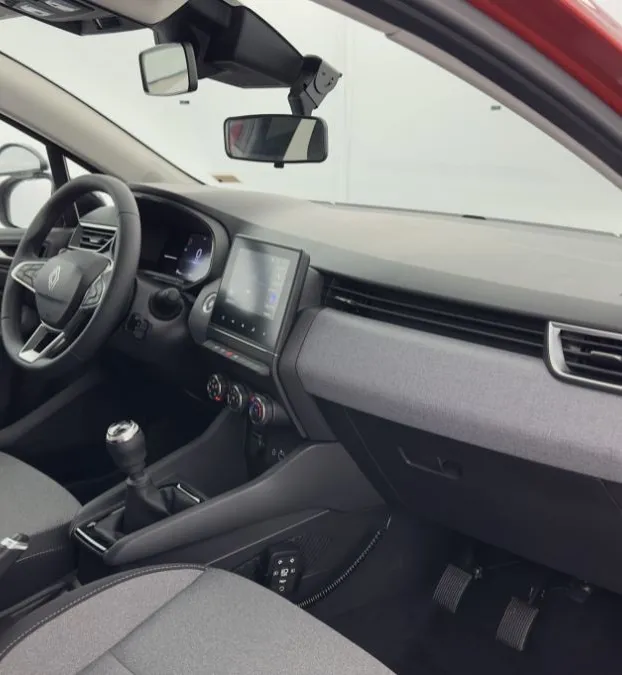 Installation de double pédalier et double rétroviseur intérieurs sur véhicule auto école